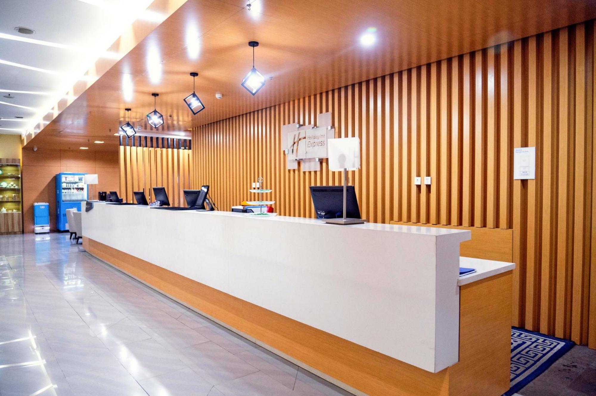 Holiday Inn Express Tangshan Downtown By Ihg 외부 사진